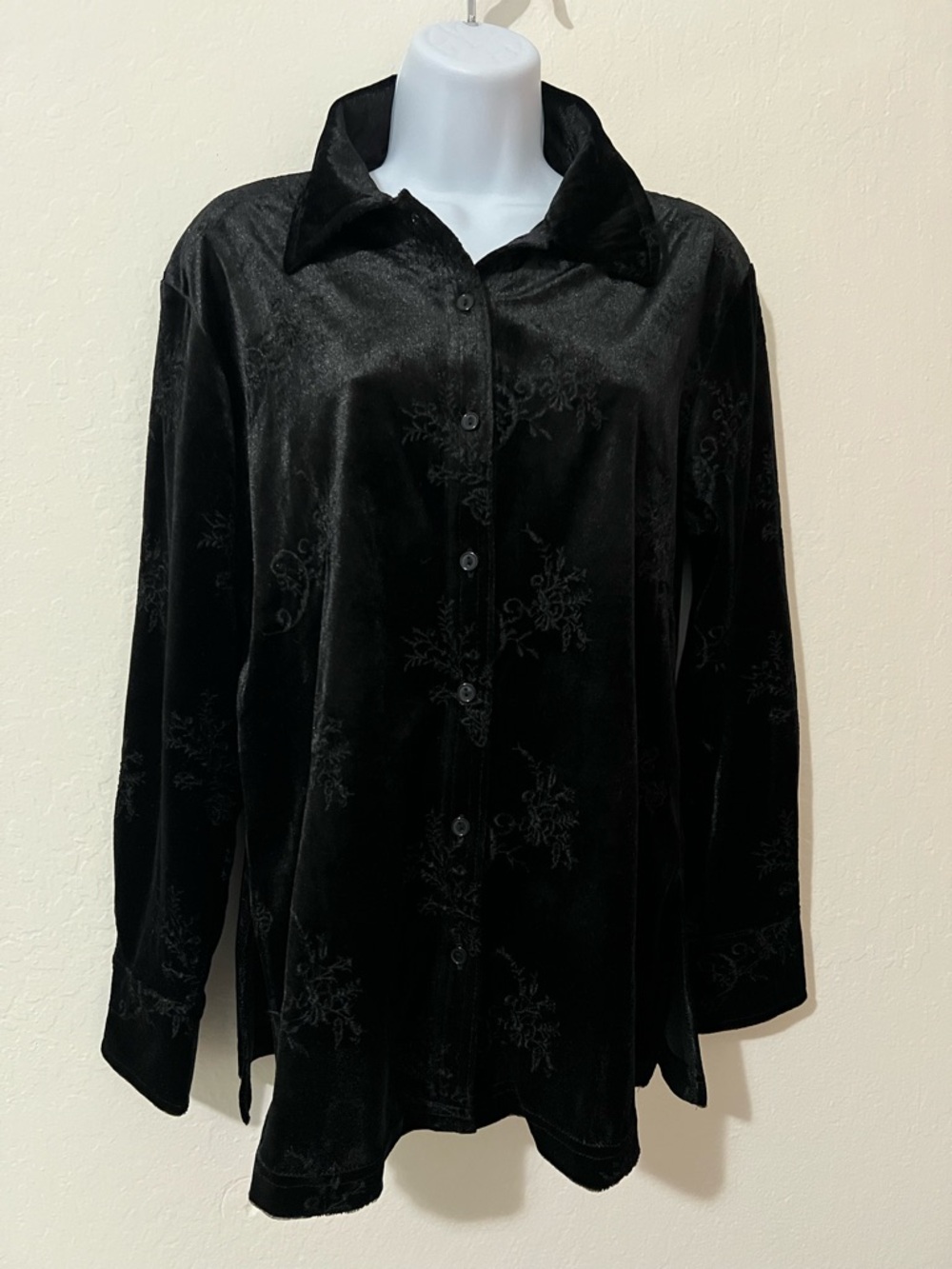 Pulp - Black Velvet Button-Up Blouse